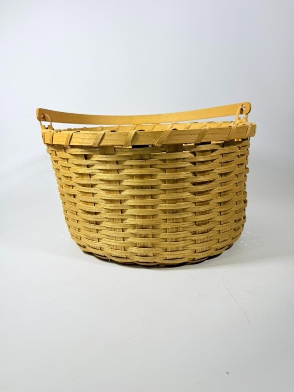 Amish Handwowen Swinging Handled Basket Vintage Light Wood Handmade Decorative - Picture 5 of 16